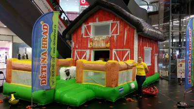 Sk&aacute;kejte jen za polovic